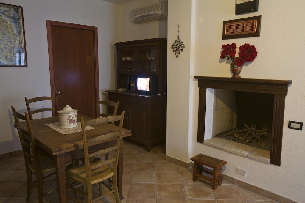Residencefusaro Pajare Specchia Buitenkant foto